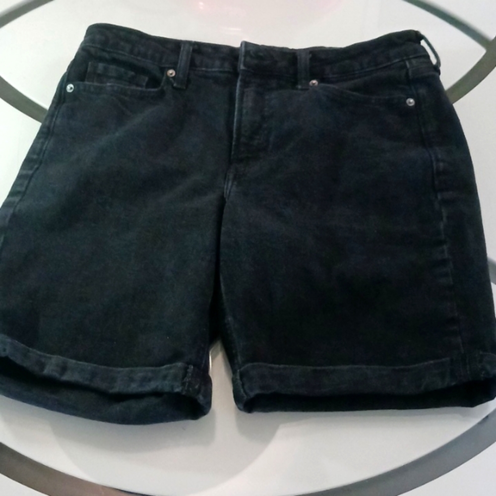 Old Navy black high-rise black shorts